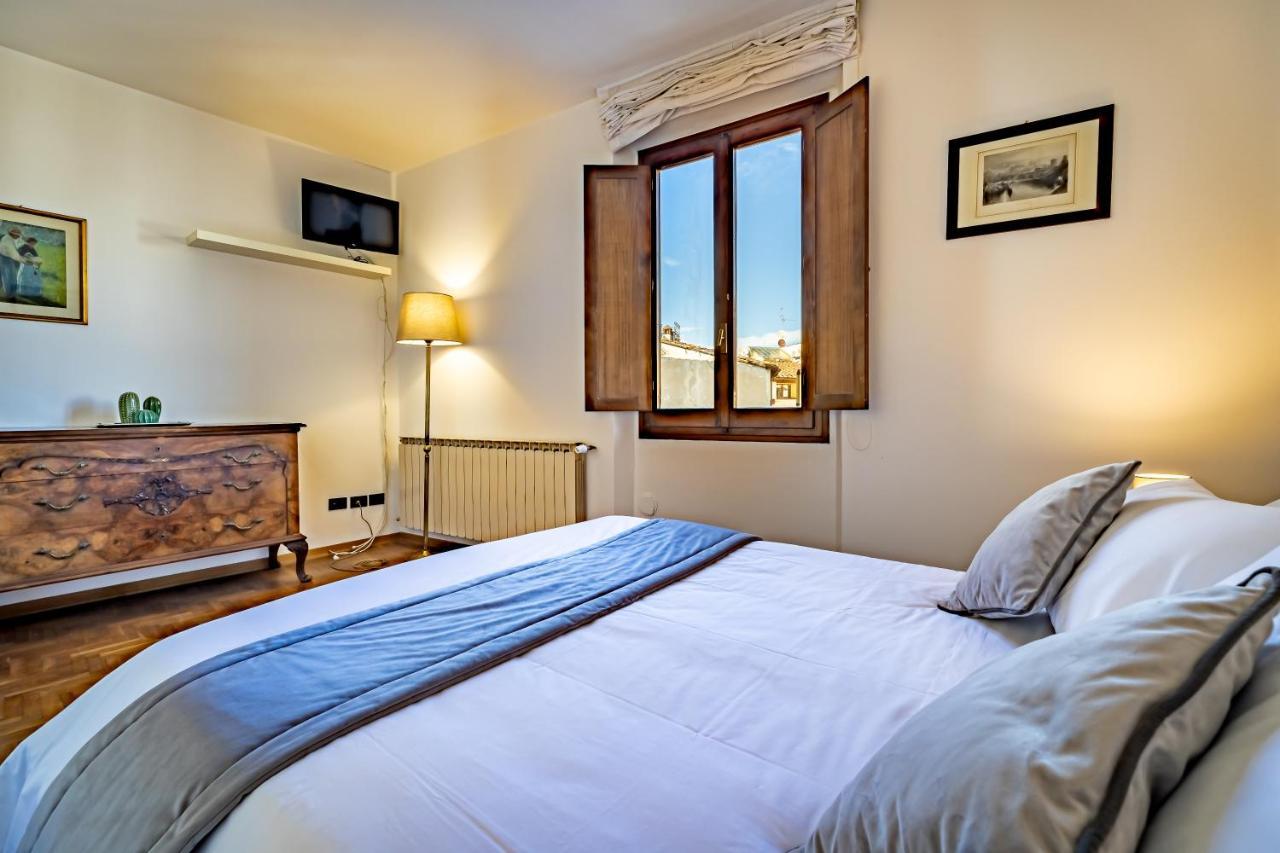 Yid Vellutini Apartment Florence Exterior photo