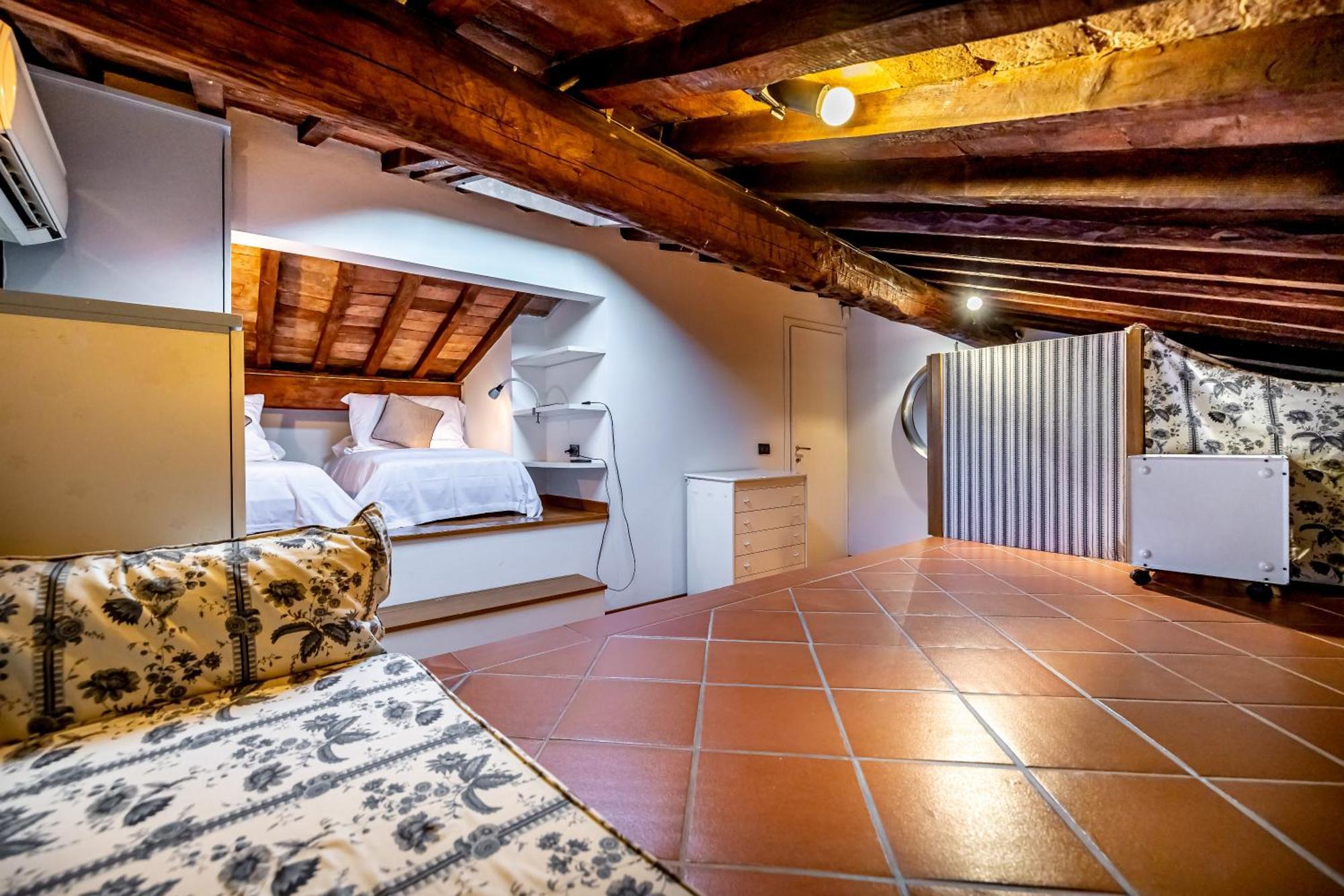 Yid Vellutini Apartment Florence Exterior photo