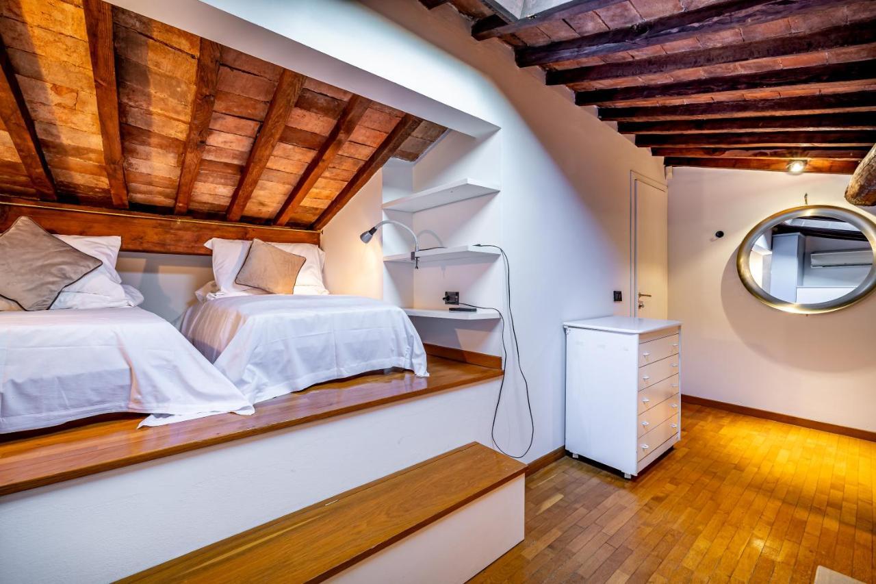 Yid Vellutini Apartment Florence Exterior photo