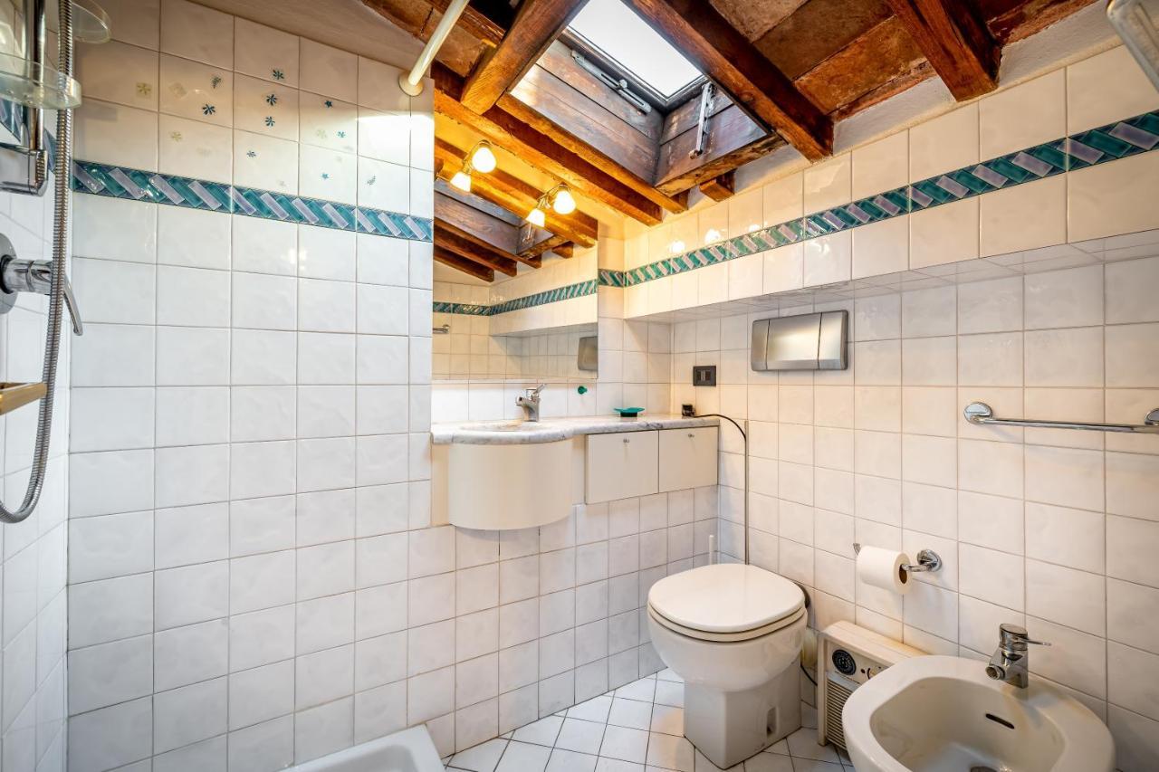 Yid Vellutini Apartment Florence Exterior photo